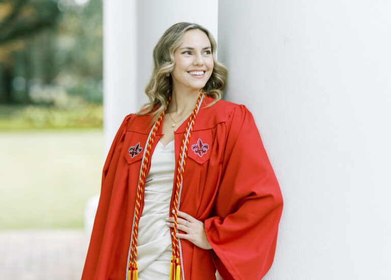 5 ULLGraduationPortraits