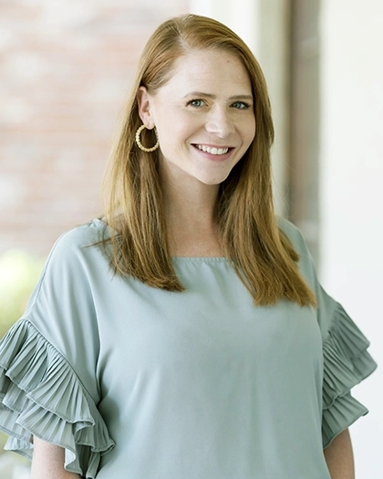 Photography In New Orleans - Hannah Herpin Creative 105 porchheadshots 03
