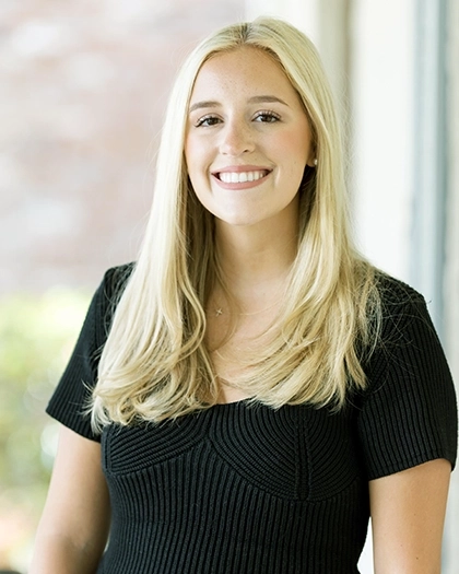 Photography In New Orleans - Hannah Herpin Creative 115 porchheadshots 13